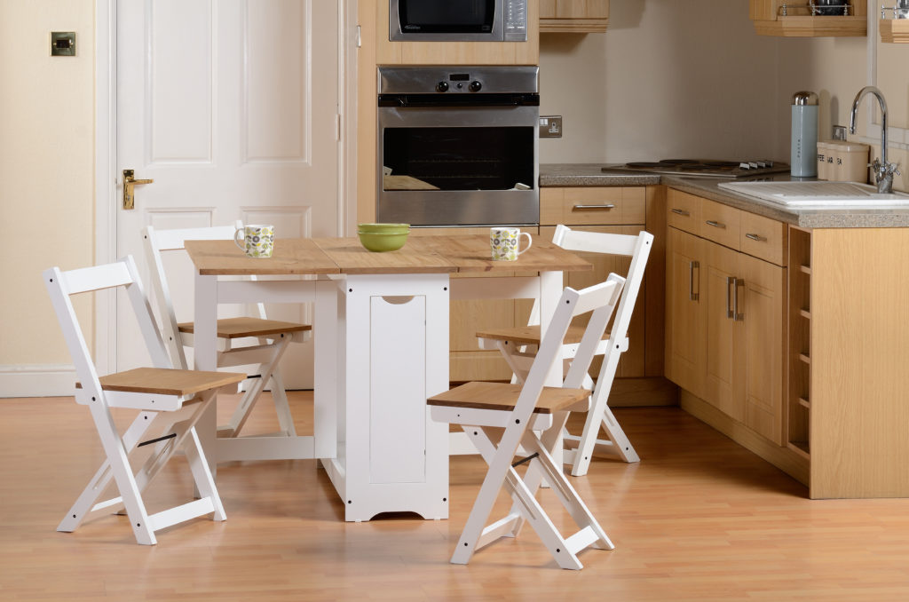 Santos White Butterfly Dining Set Buy Now For £223.68